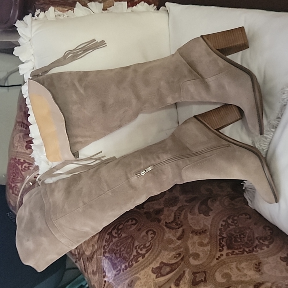 Franco Sarto long boots size 9 elegant excellent condition color tan - Picture 17 of 17